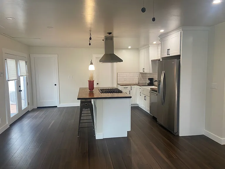 260 South St — Photo 19