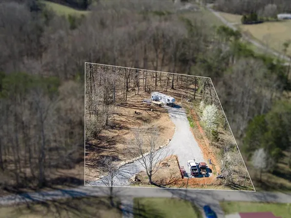 247 Preston Heights Cemetery Rd, Quebeck, TN 38579