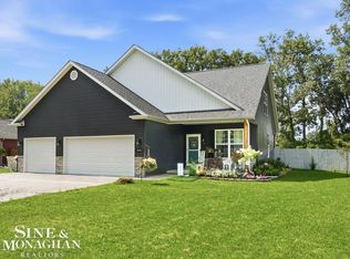 9400 Folkert Rd, Clay, MI 48001