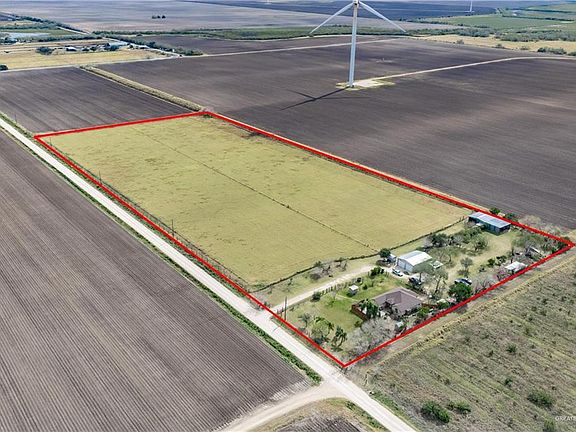 2nd image of 32516 El Presno Rd