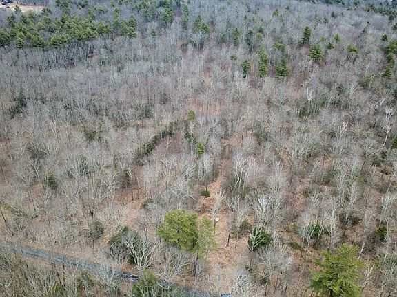 3rd image of 35 Ladd Rd