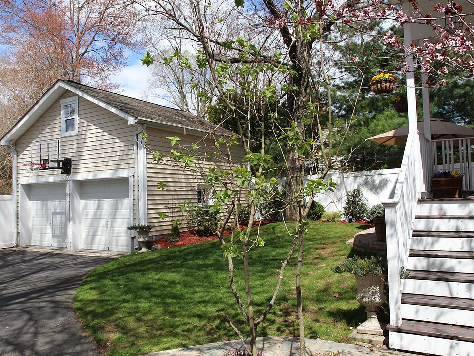2nd image of 401 Rivervale Rd