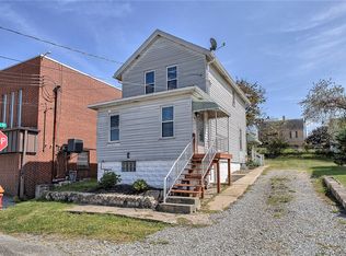 2524 Newark St, Grapeville, PA