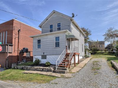 2524 Newark St, Grapeville, PA, 15634