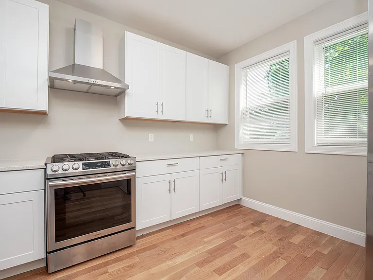 45 Crawford St #1 — Photo 13