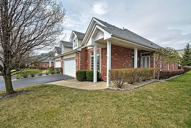 1st image of 6868 Johns Cir