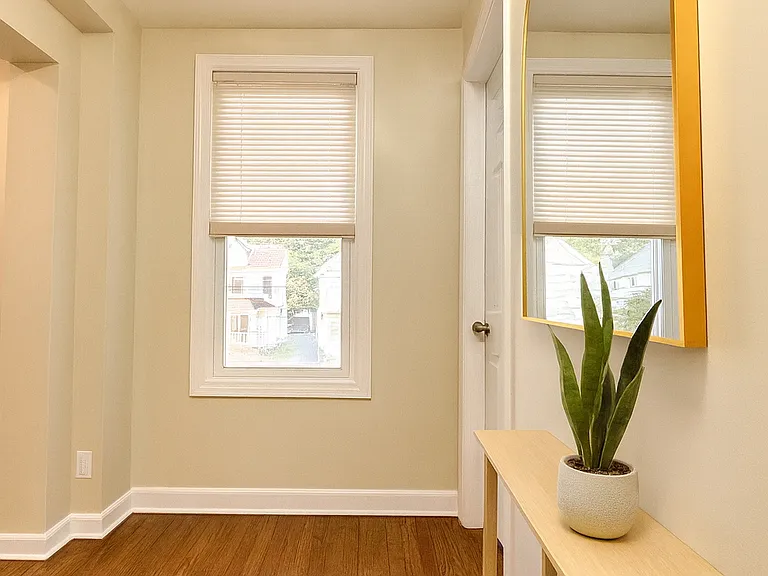 152 Maple Ave #2C — Photo 10