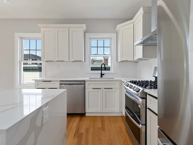 20 Alston St #20 — Photo 14