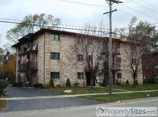 10912 Central Ave APT 102, Chicago Ridge, IL 60415