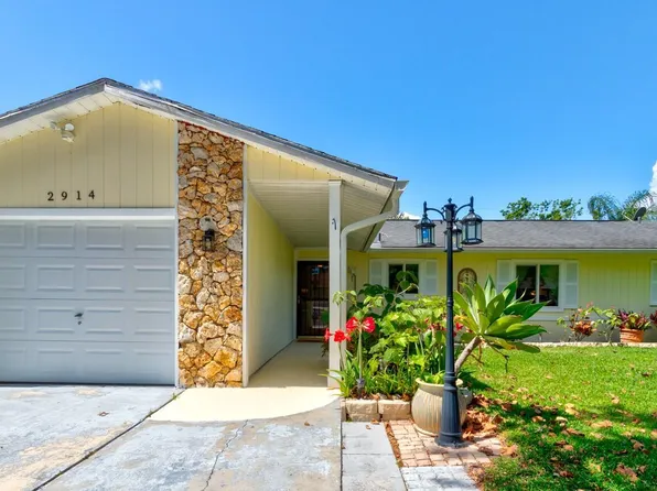 2914 Sabal Palm Dr, Edgewater, FL 32141