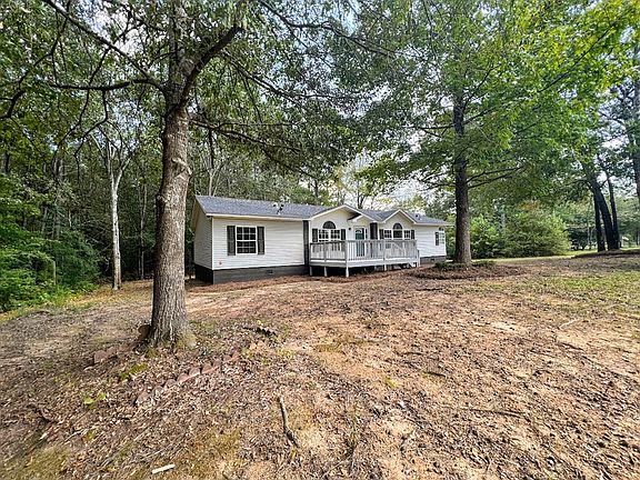 4th image of 585 Deerwood Dr