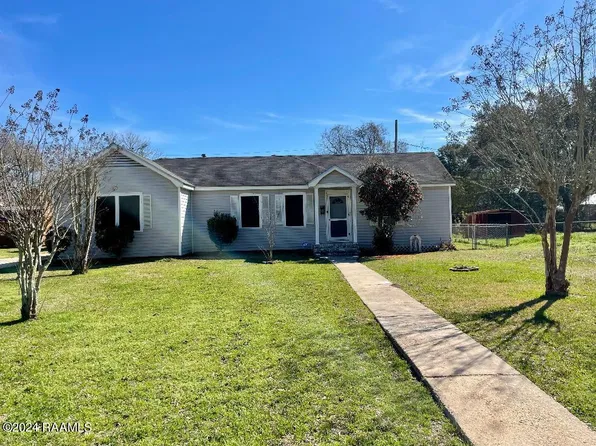 1417 Cherokee Dr, Opelousas, LA 70570