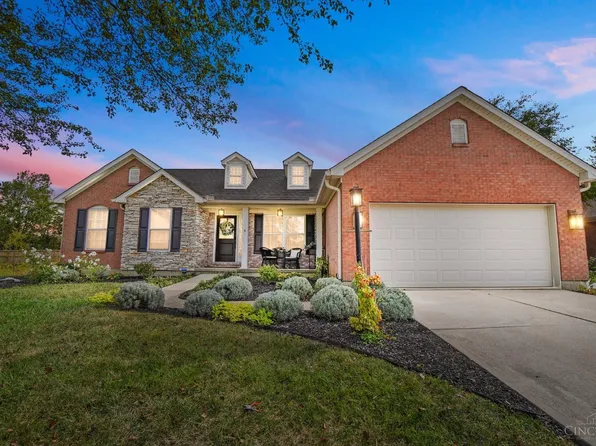 10135 Meadowknoll Dr, Loveland, OH 45140