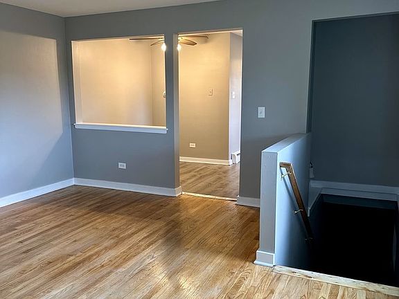 2nd image of 27 King Arthur Ct APT 10