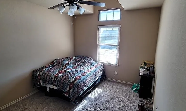 106 Knox Dr — Photo 7