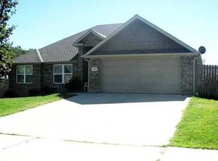 2103 Carefree Ln, Springdale, AR 72764