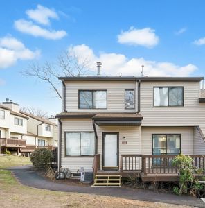 185 Cypress Road #185, Newington, CT, 06111