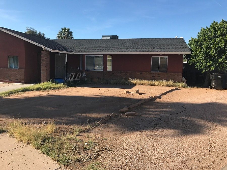 2nd image of 2604 E Isabella Ave