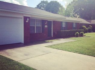 1536 E 14th St, Russellville, AR 72802