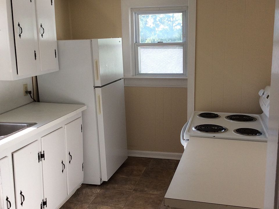 1st image of 408 W Yates Ave