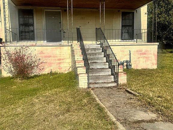 3rd image of 537 Rutherford Ave