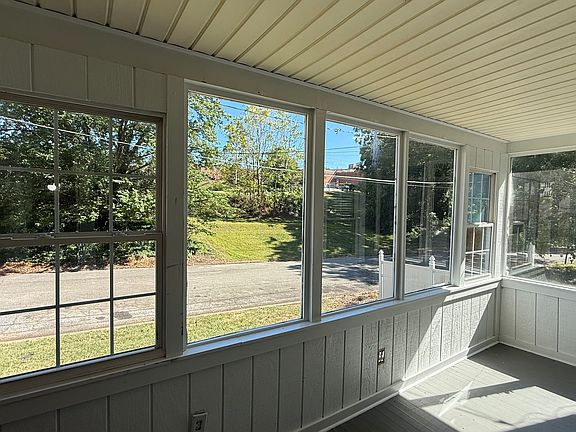 Unit 1 Entryway / Sunroom