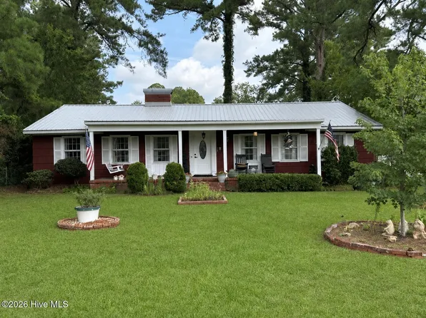 1902 Trent Boulevard, New Bern, NC 28560