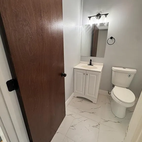8733 S 51st Ave — Photo 9
