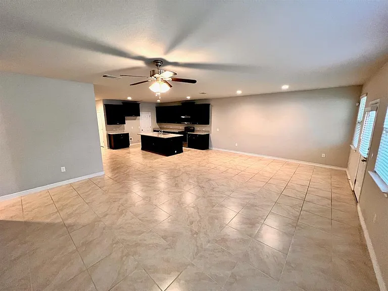 5717 Lehman Way — Photo 9