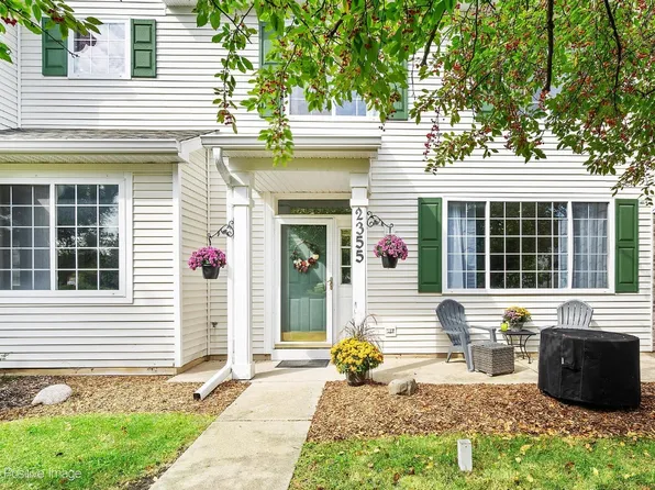 2355 Reflections Dr, Aurora, IL 60502