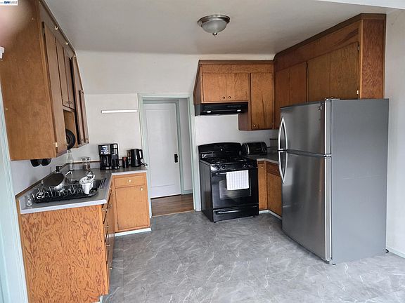 5th image of 1243 62nd Ave