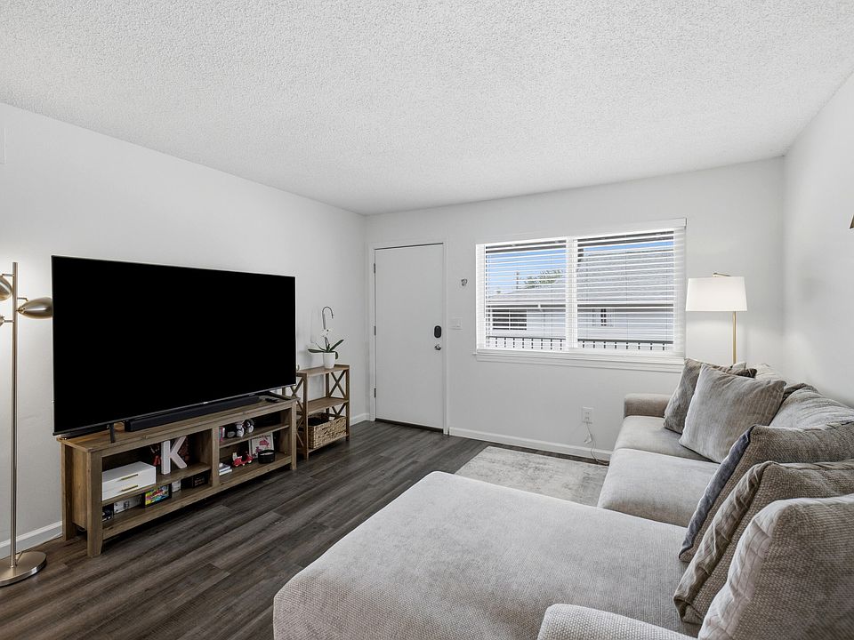 1st image of 201 College Blvd E Unit 16