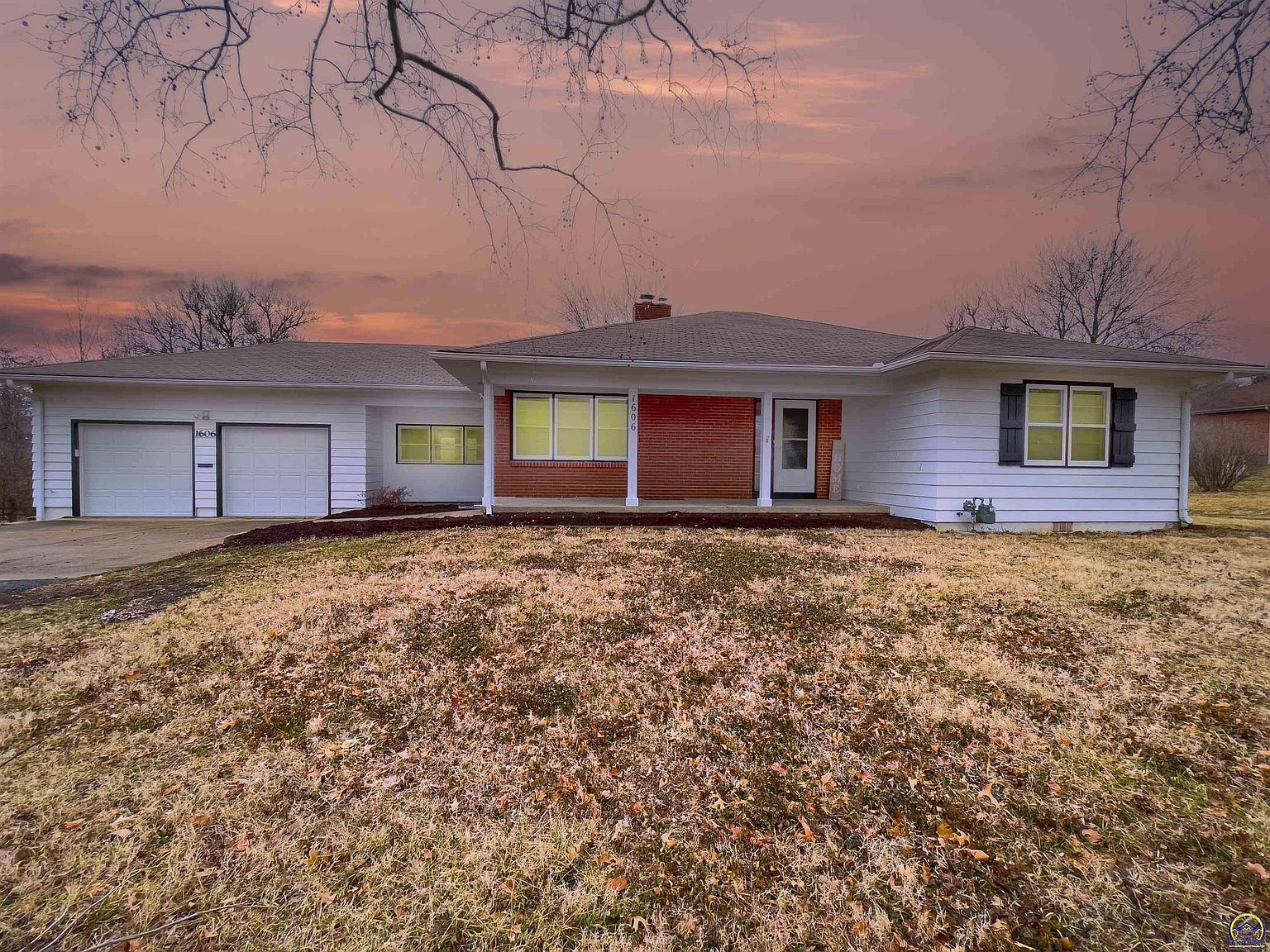 1606 SW 29th St, Topeka, KS 66611 | Zillow