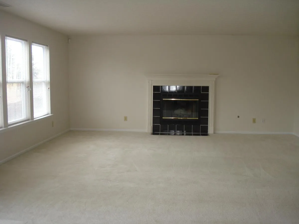 9823 Orange Blossom Trail — Photo 2