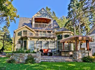 5171 Saint Albans St N, Shoreview, MN 55126