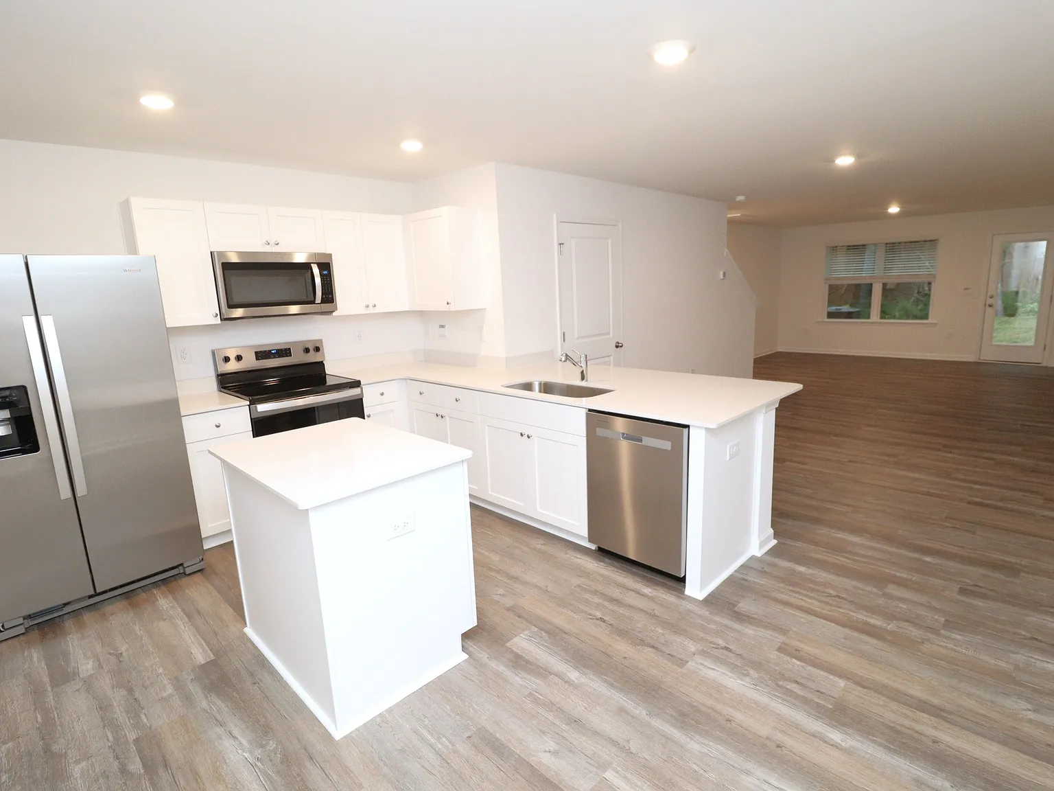 Brand-New Townhome in Thornton Townes Available Immediately — Photo 2