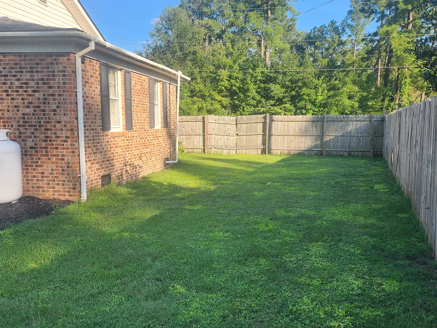 139 Lennondale Blvd — Photo 3