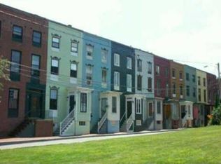 8 Stratton Pl, Portland, ME 04101