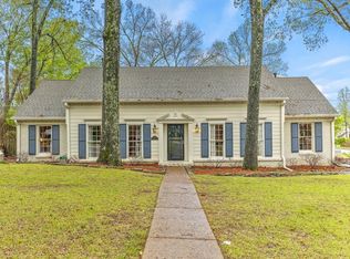 2217 Wilderness Cv, Germantown, TN 38139