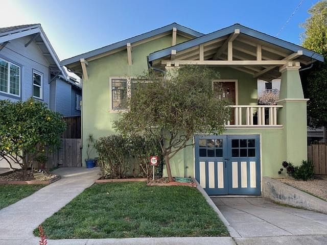 1st image of 466 Wesley Ave