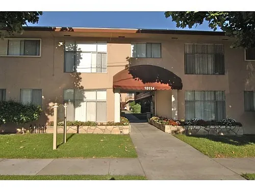 10114 Scott Ave Photo 1