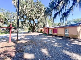 1706 Old Shell Rd, Pt Royal, SC 29935