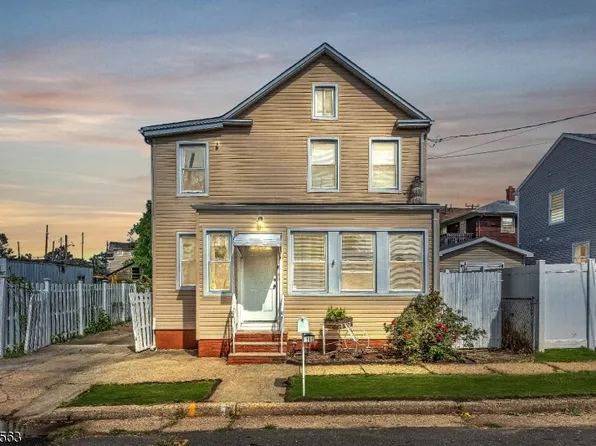 166 Lafayette St, Rahway City, NJ 07065