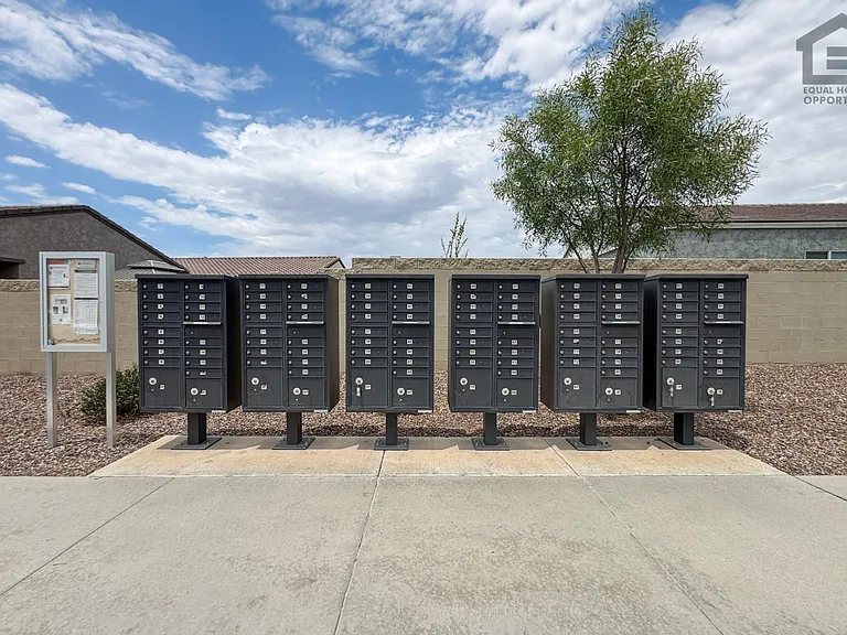 12731 W Myrtle Ave — Photo 36