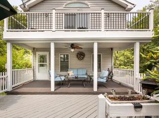 350 N Lake Dr, Lake Harmony, PA 18624