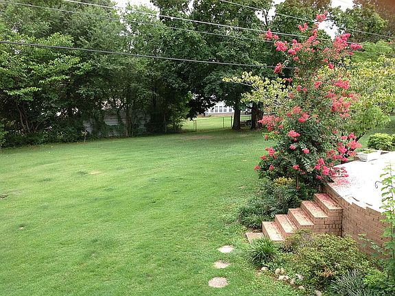 5th image of 1720 Skyline Dr