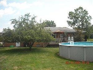 3rd image of 9412 W 130th St