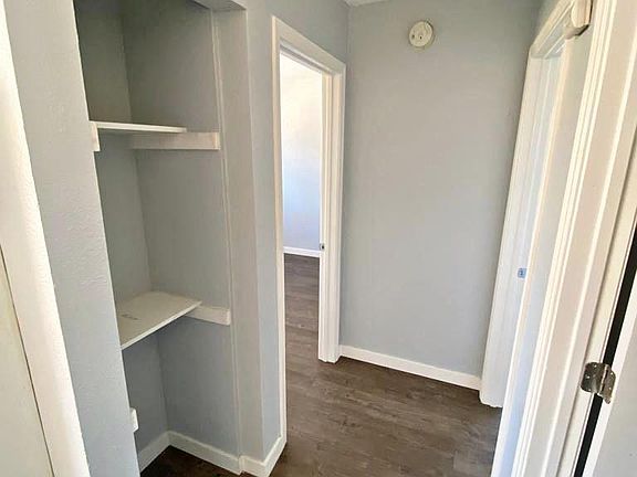 5th image of 215 Millar Ave #215