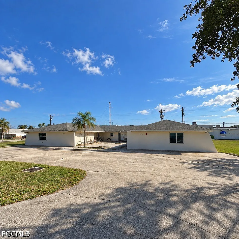 2 bed, 2.0 bath, 1070 sqft, $1,195 — Photo 1