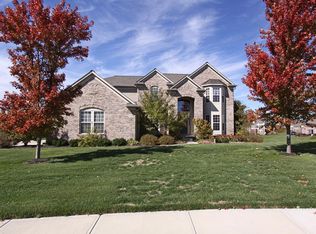 9340 Cobblestone Ct, Zionsville, IN 46077